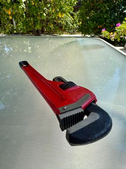 Pipe Wrench Hand Tool