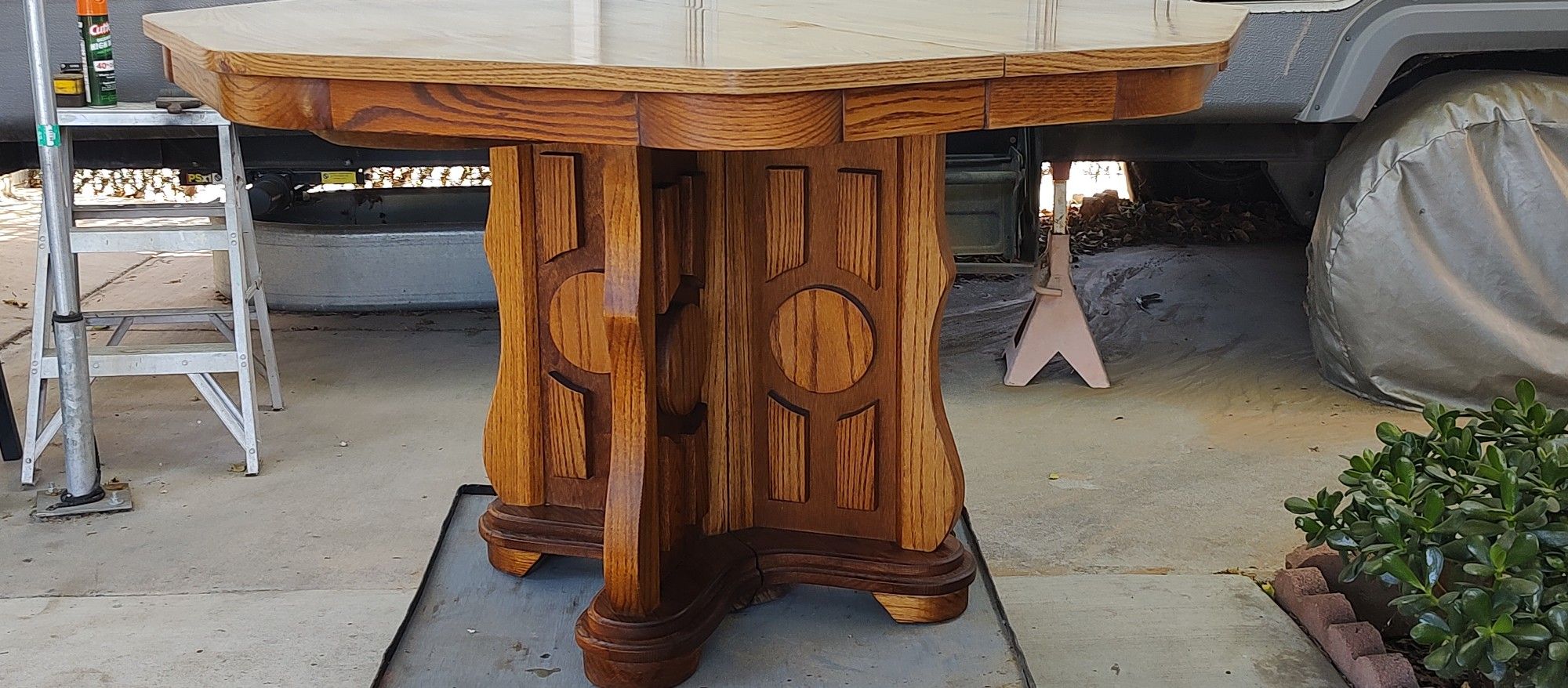 Mid Century Solid Oak Rectangular Octagon Table 30$