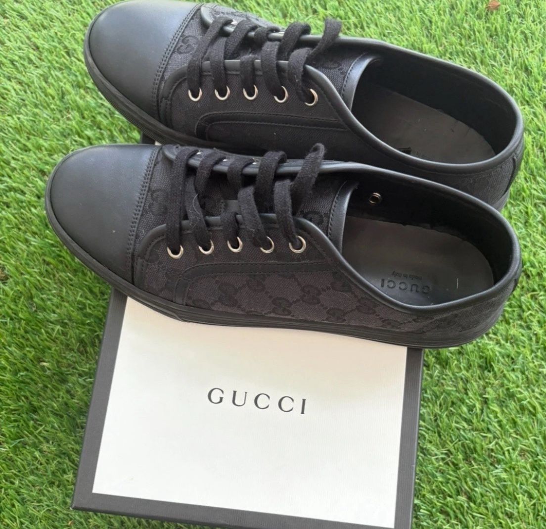 Gucci Black Canvas Size 40 With Box & Dust Bag