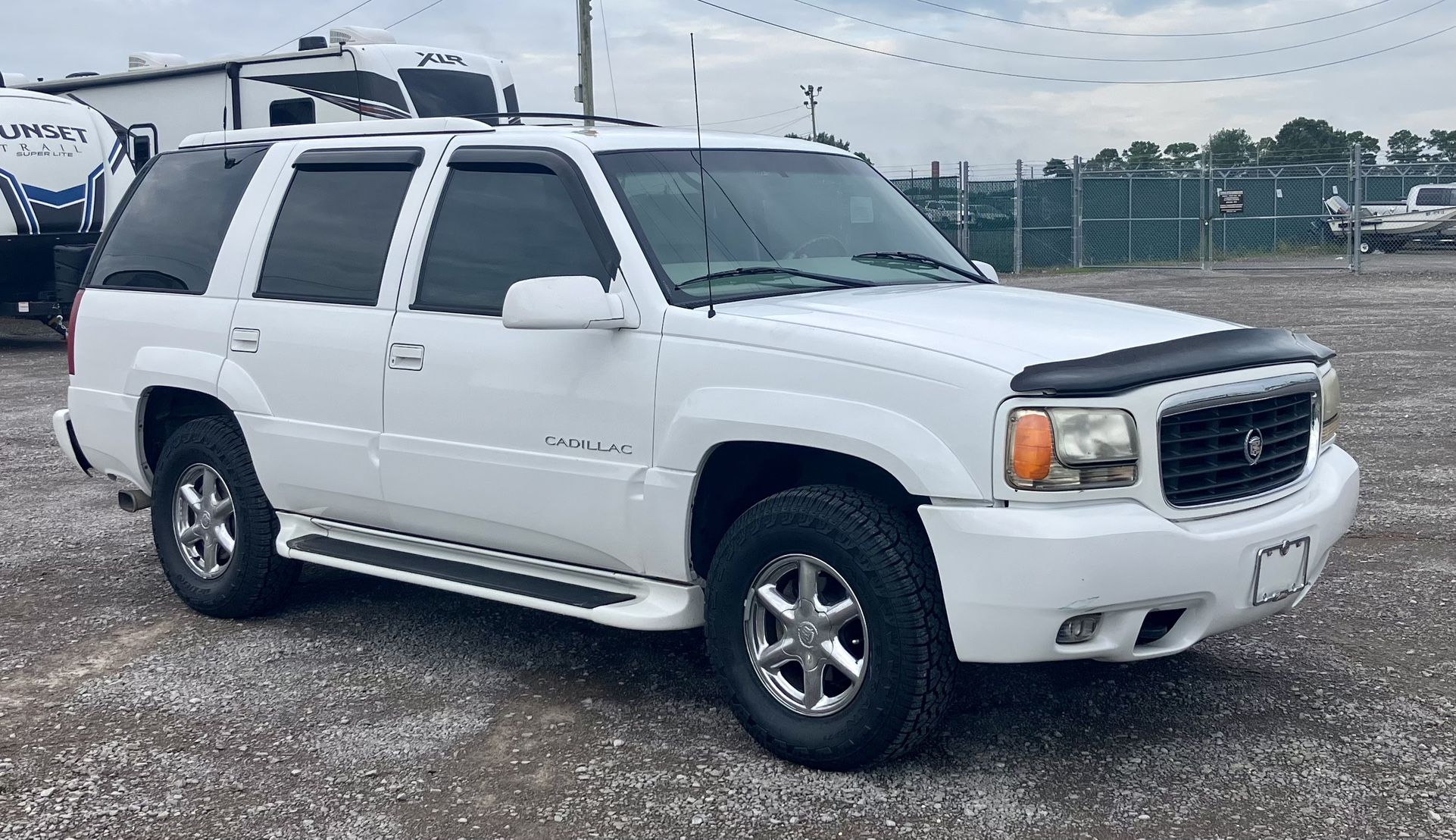2000 Cadillac Escalade