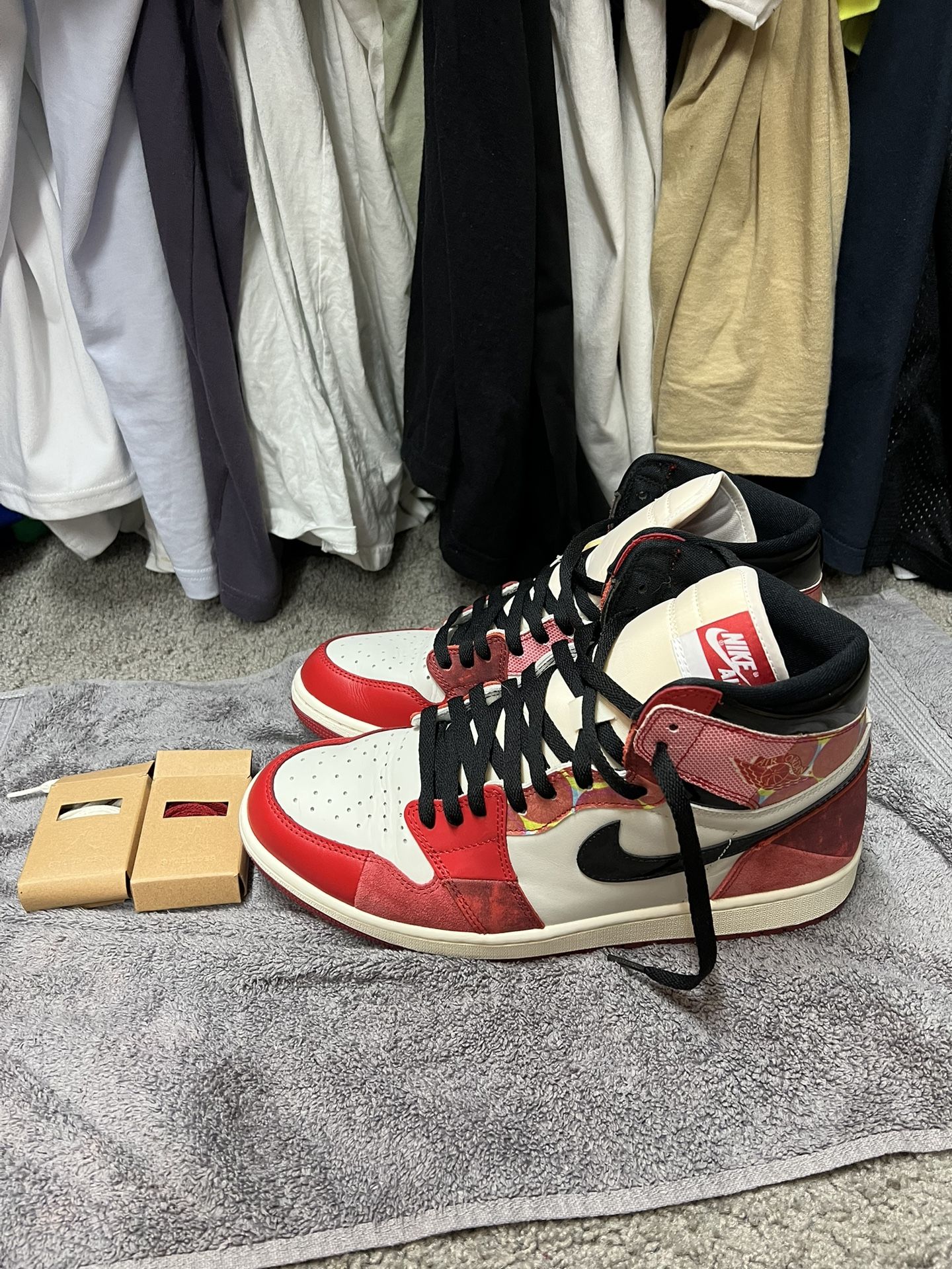 Air Jordan 1 Retro High OG “Across The Spider verse” Size 12
