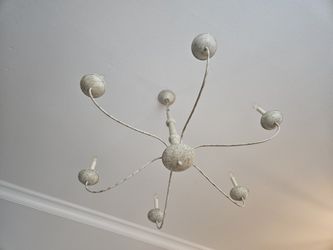 Like NEW Chandalier light