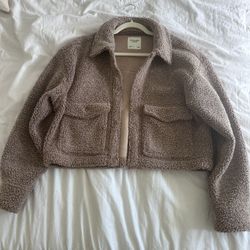 Abercrombie Cropped Sherpa Jacket 