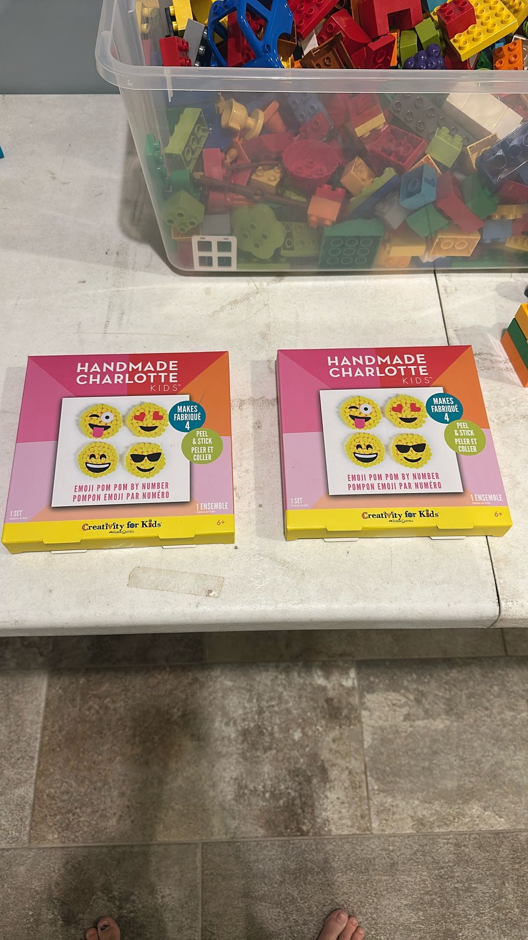 Emoji Pom Pom Craft Set (2) Unopened