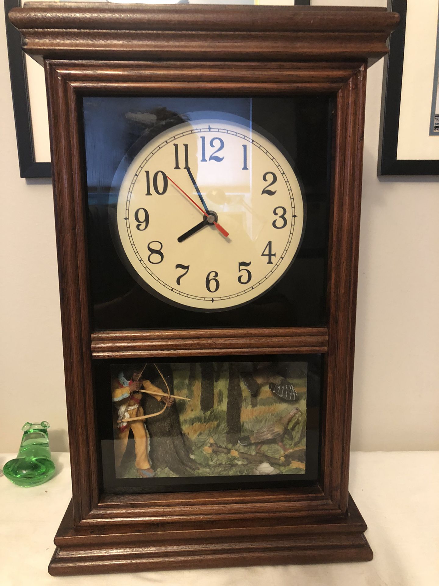 Vintage Mantle Clock UNIQUE HUNTING SCENES Handmade 