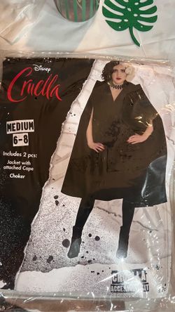 Medium size Halloween costume: Disney’s Cruella Custume and wig