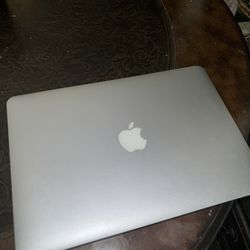 Apple MacBook Air (13inch, 2017) 