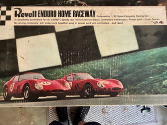 Vintage Revell 1/32 slot car track