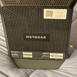 NETGEAR WiFi Router 