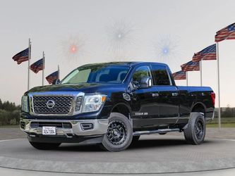 2017 Nissan TITAN XD Crew Cab