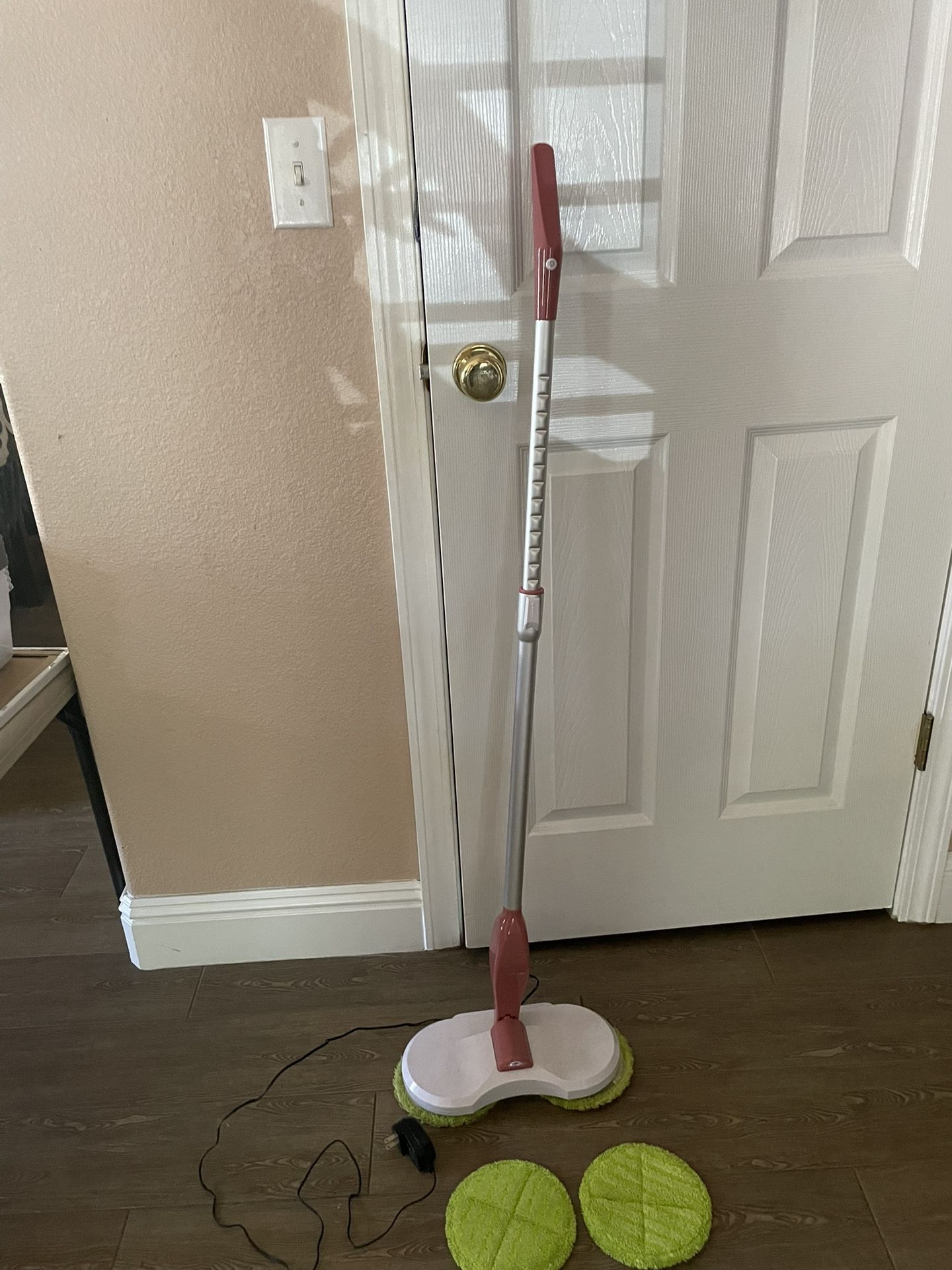 Spin mop