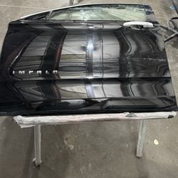 2015-2020 Chevy Impala OEM Left Front Door Shell 