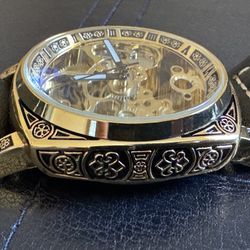 Gold Stylish Mechanical Watch 