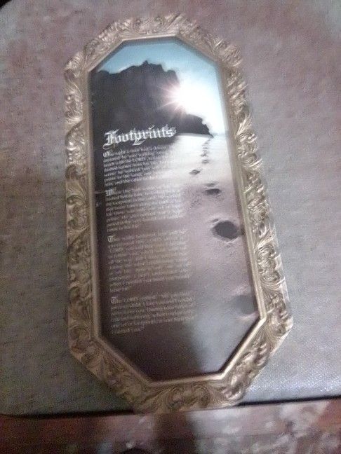 Footprints In Sand Picture