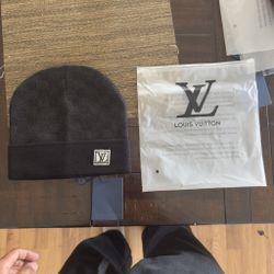 Lv Beanie Black