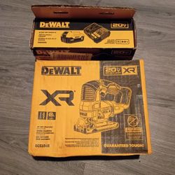 DeWalt Jigsaw And Battery 