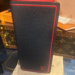 Louis Vuitton Brazza Bifold Wallet