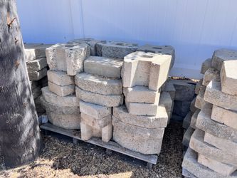 Retaining Blocks