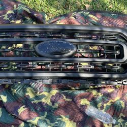 21-23 F150 Stock Grill 