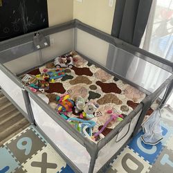 Large Play Pen (MAT NOT INCLUDED)