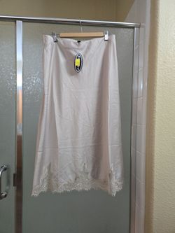 Women's Large $5 new