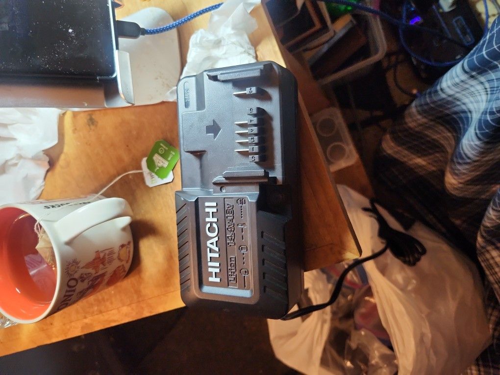 Hitachi Charger Liion 144v-18v