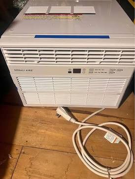 Like New Denali aire 10,000 BTU Air Conditioner
