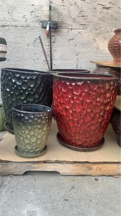 Outdoor decor pots