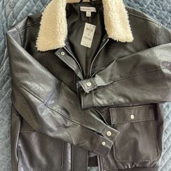 ✨ BRAND NEW Faux Leather Aviator Jacket – Size M ✨