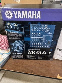 Yamaha MG82CX