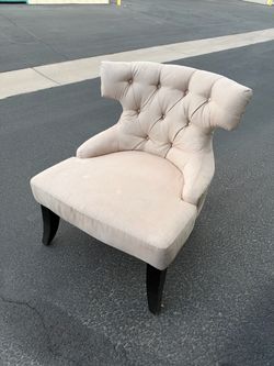 Tufted Accent Chair with Dark Wood Legs