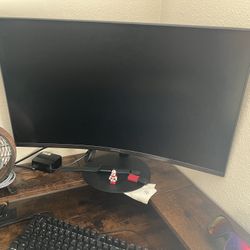 Samsung Curved Monitor Brand New Barely Used  And Keyboard And Mouse For 100