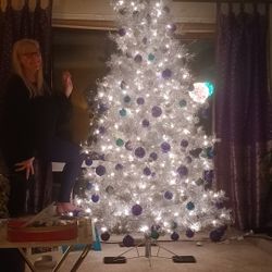 7' Pre-lit SILVER Tinsel Tree!