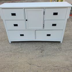 Solid Wood Dresser with matching night stands 