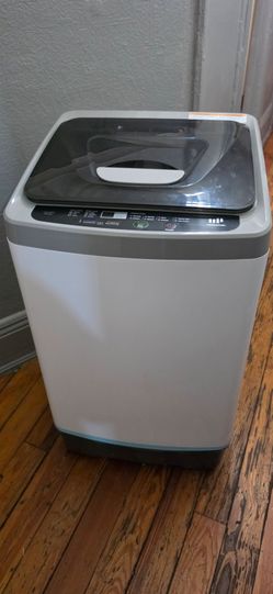 Upstreman 10 lbs Automatic Portable Washing Machine, Hot/Cold Water
Drum Self Clean, Wheels, LED Display, 24H Delay Start