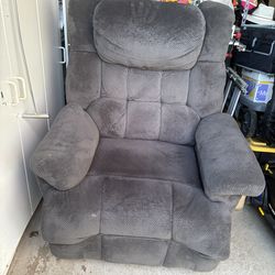 Power Recliner with heat/massage