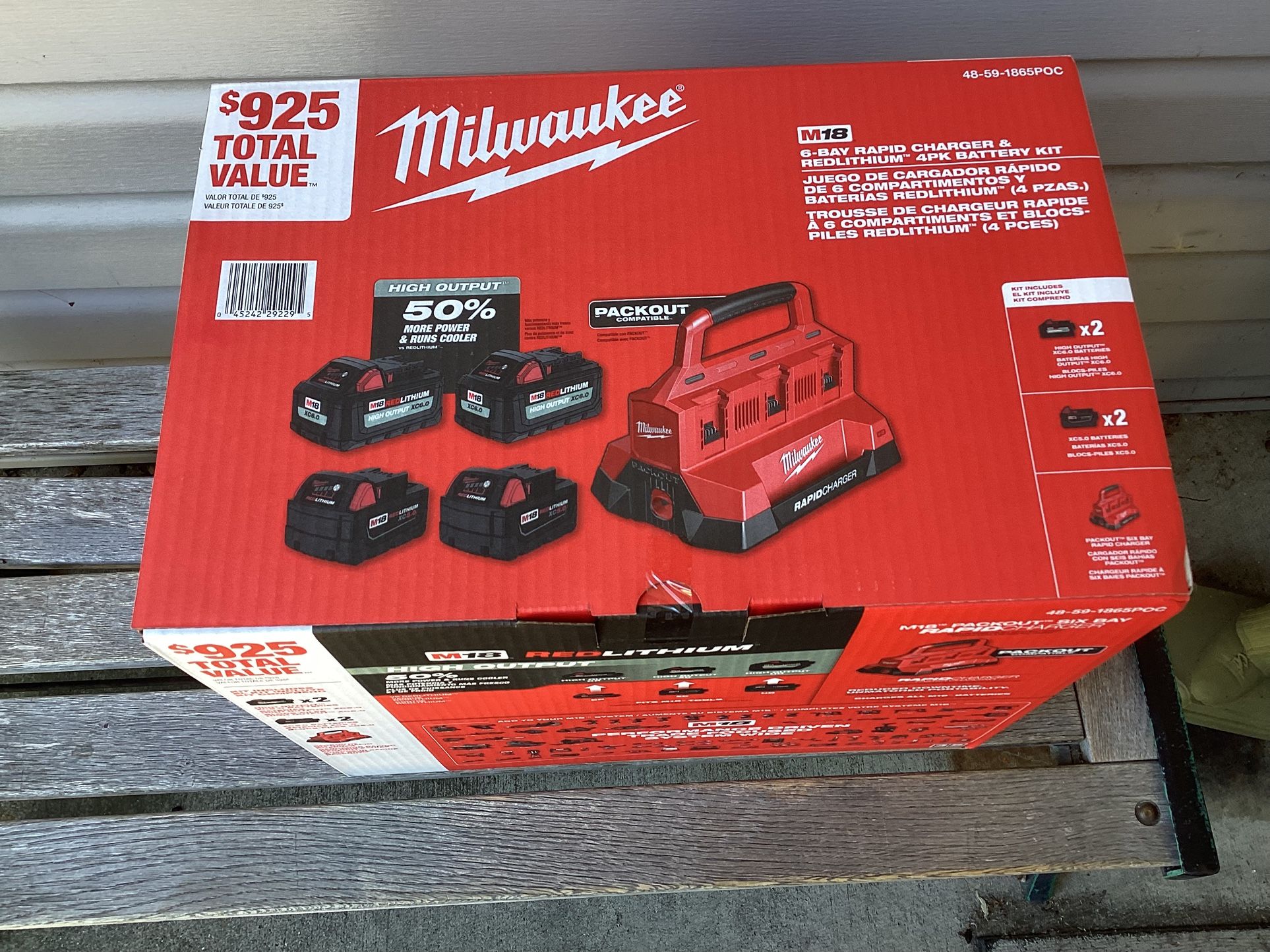 Milwaukee M18 PACKOUT 6- Port Rapid Charger With (2) 5.0Ah Batteries and (2) 6.0Ah HIGH OUTPUT Batteries. Brand NEW.