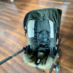 Doona Stroller 
