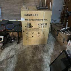 Samsung Gas Range With Air Fryer/wifi Alexa 