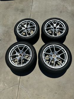 4 Porsche Cayman OEM wheels and tires 18” perelli Pzero  MINT 8Jx18H 982 601 rim