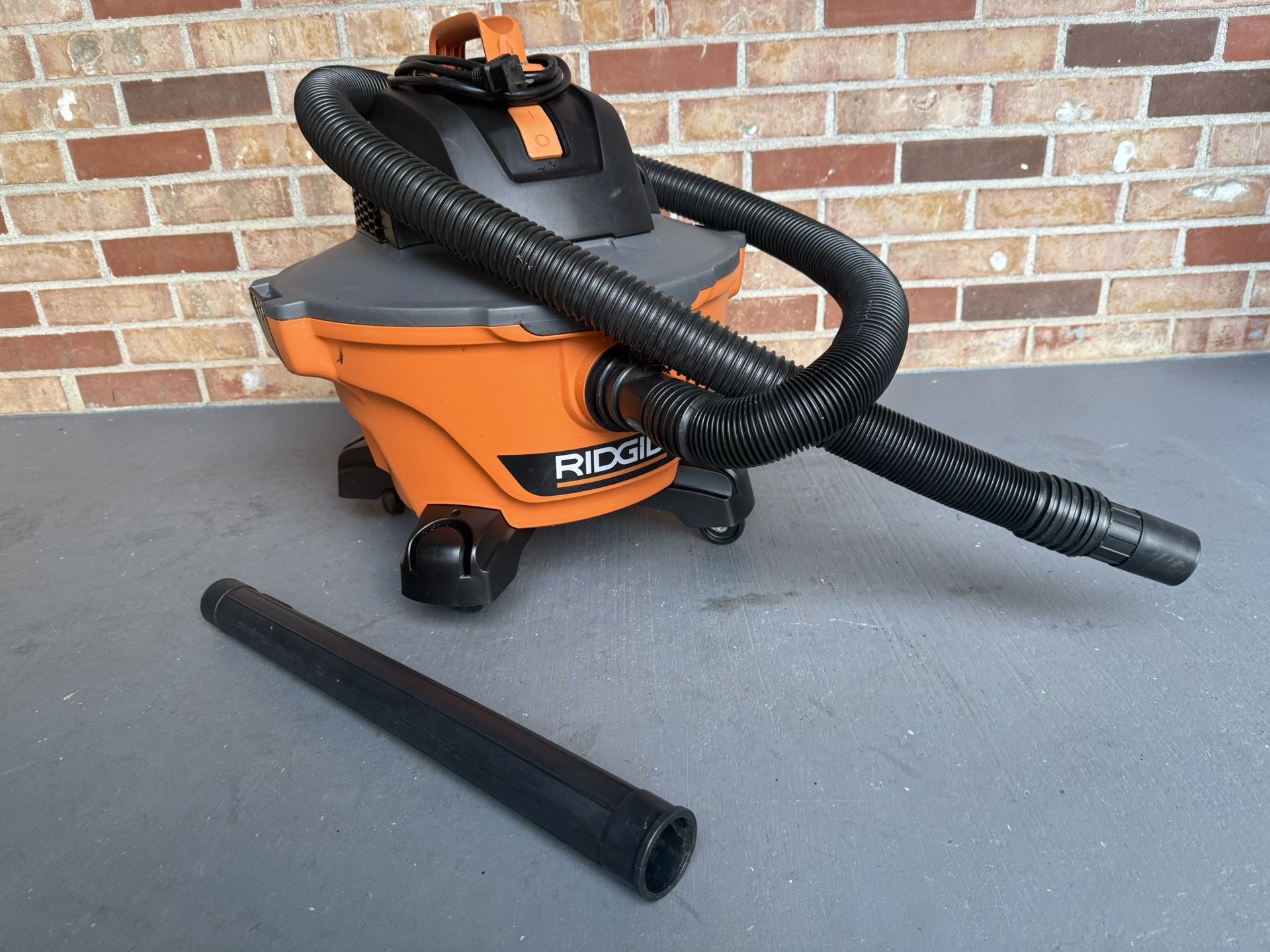 Shop Vac (Rigid/6 Gal)