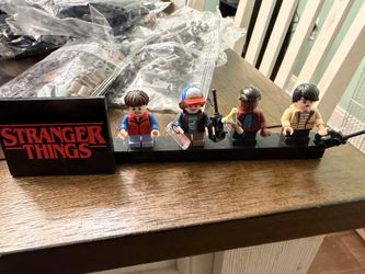 Lego 75810 Stranger things upside down