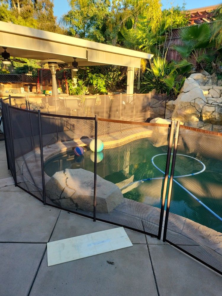 75' Pool Fence