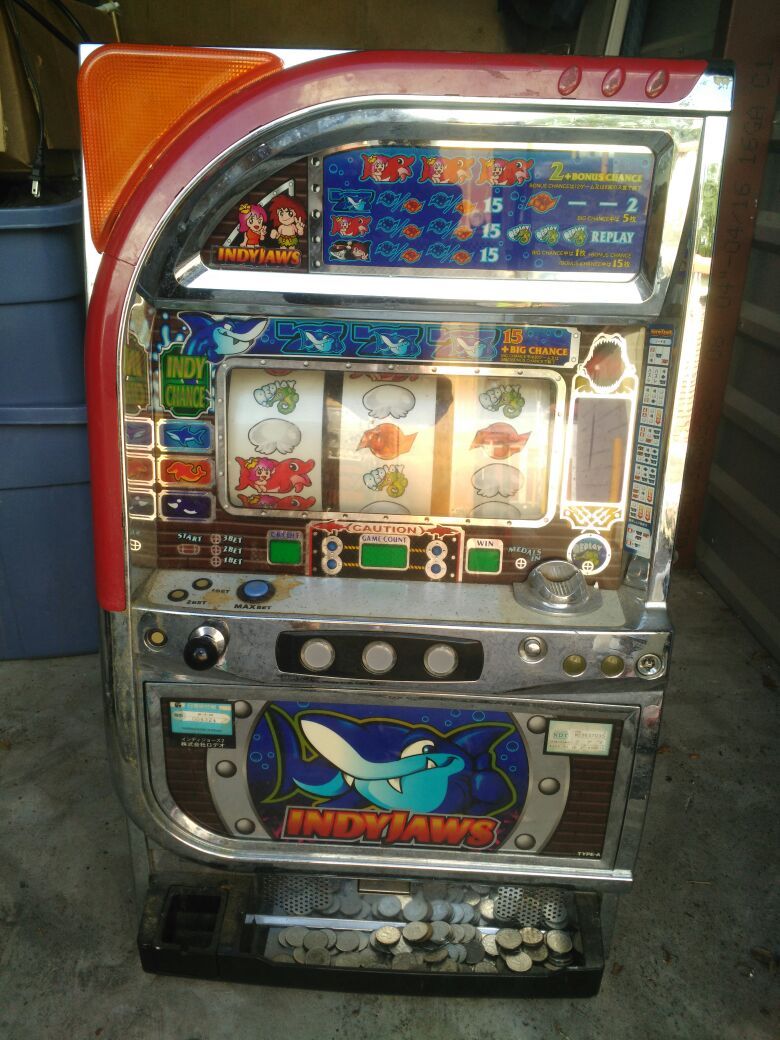 Indy Jaws Pachislo Machine