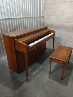 Schafer & Sons Piano