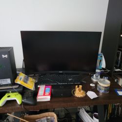 Asus 32'' Curved Screen Monitor