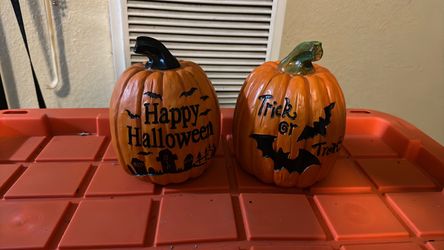 Halloween pumpkins decor