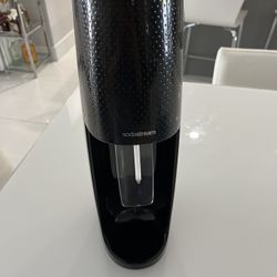 Soda Stream / Soda Machine 