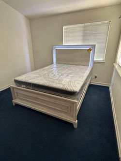 Queen Size Mattress Pillow Top New bedframe sold separately