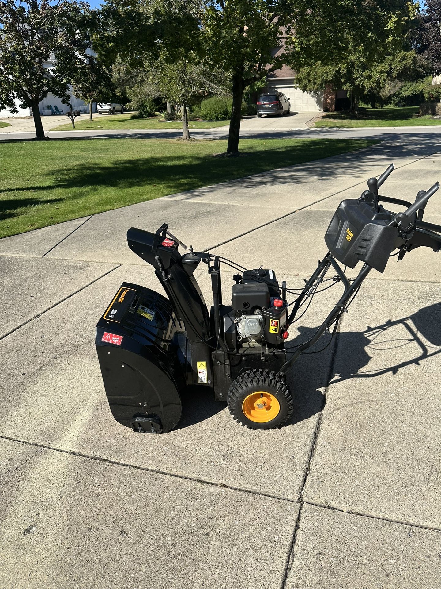 Poulan Pro Snow Thrower